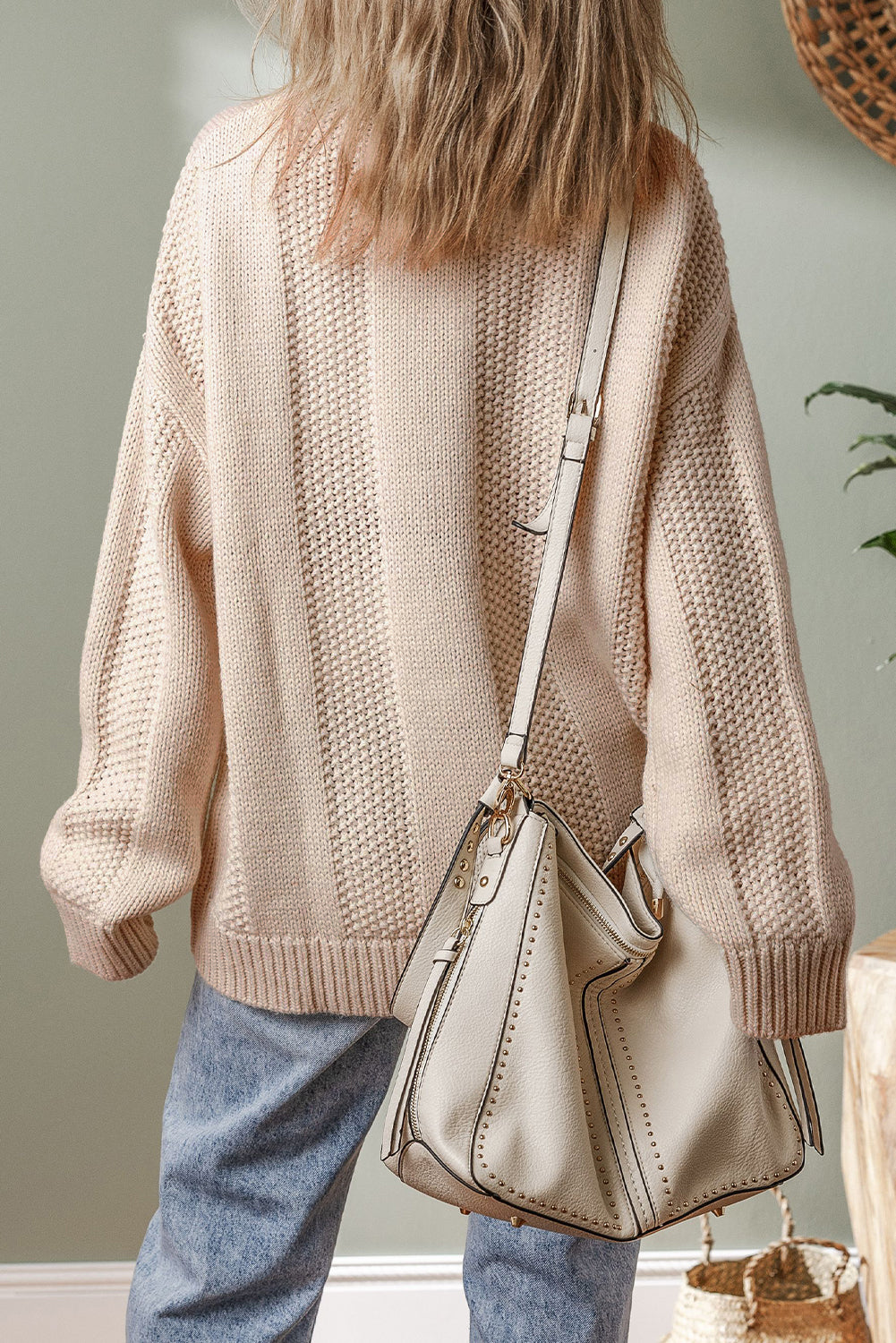 Pale Khaki Solid Color Ribbed Knit Round Neck Sweater