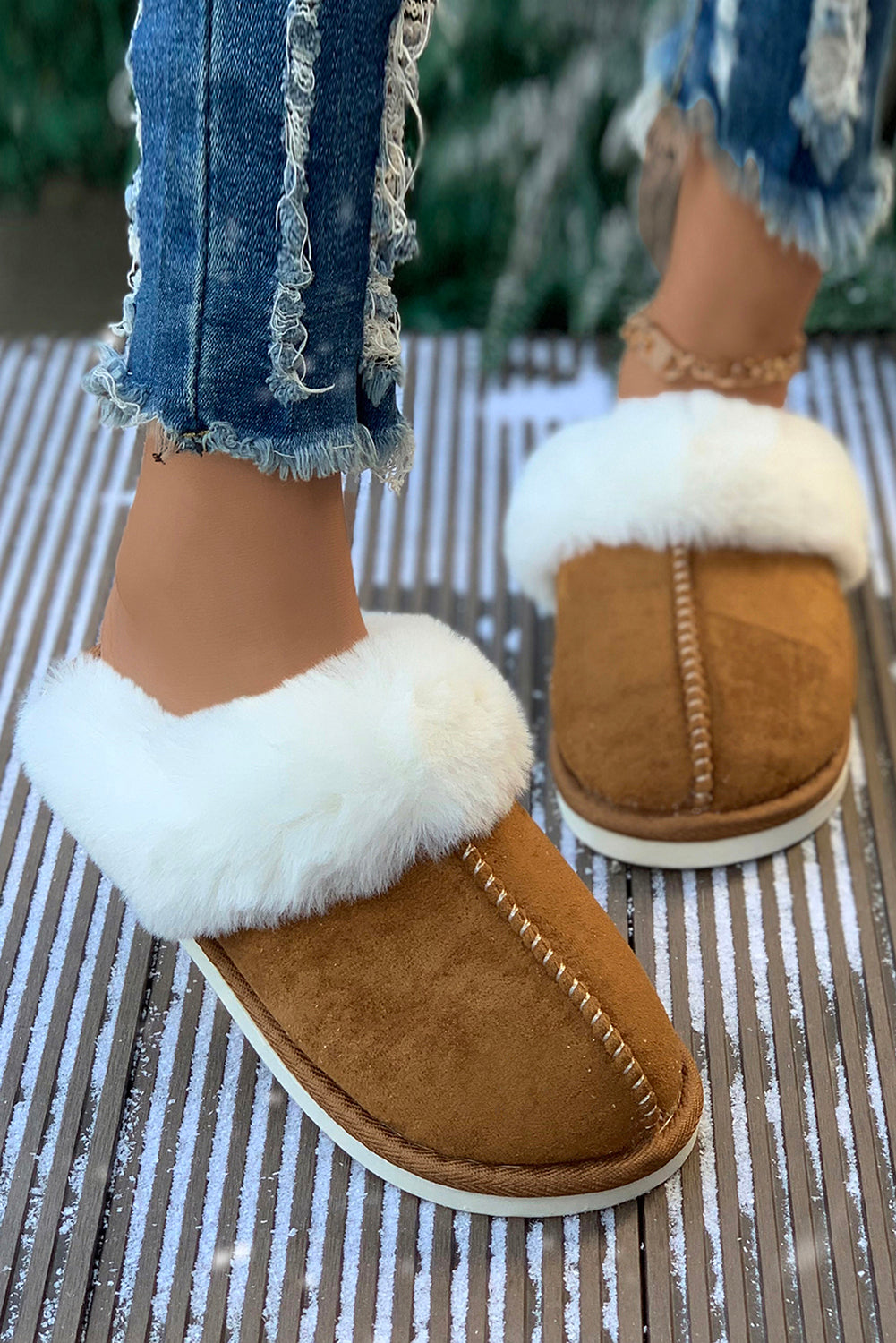 Camel Suede Plush Thick Sole Slides Shoes(back-order Estimated Shipping Date：11/30/2024)