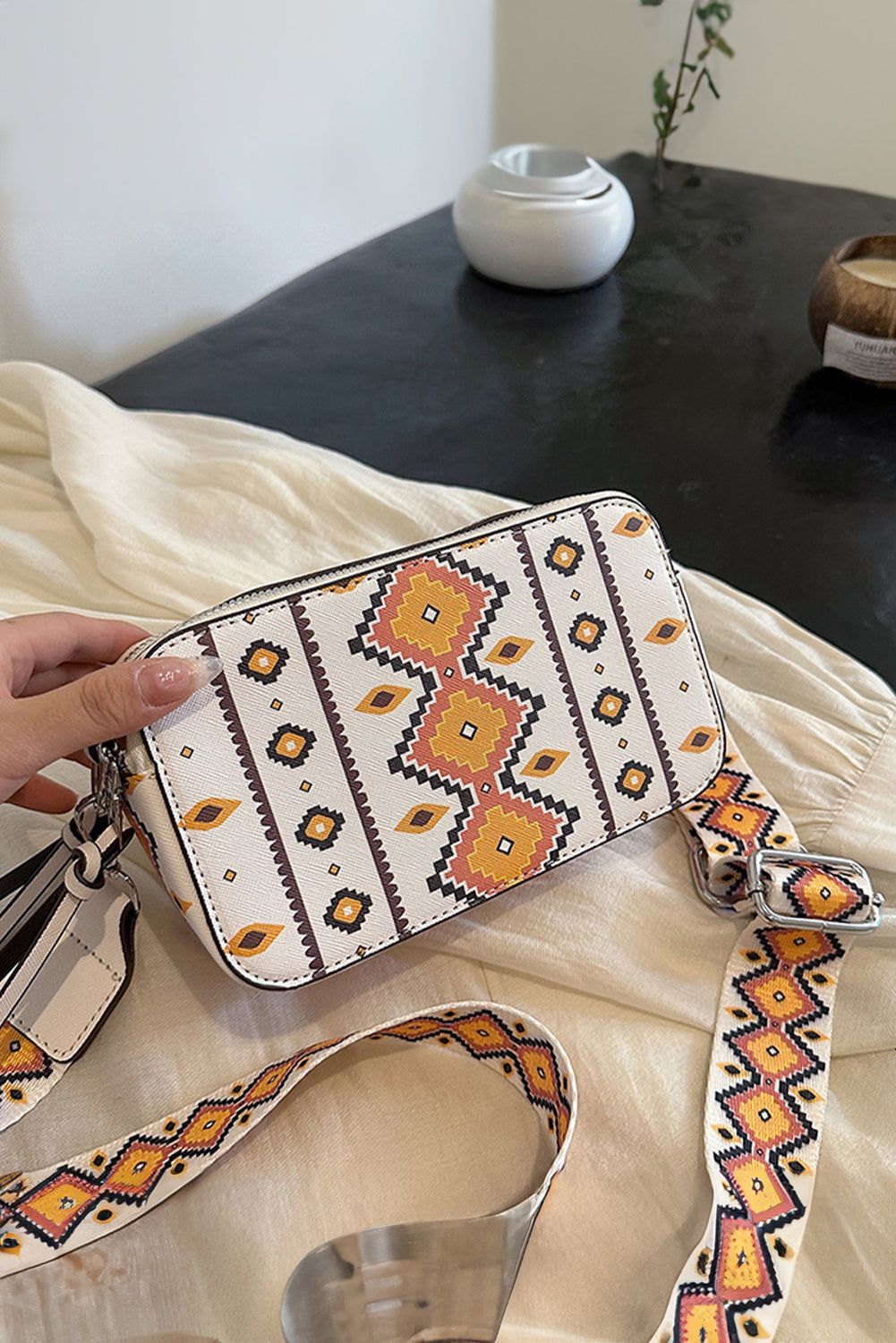 White Geometric Print PU Leather Square Bag